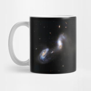 Hubble Snaps a Pair of Interacting Galaxies Mug